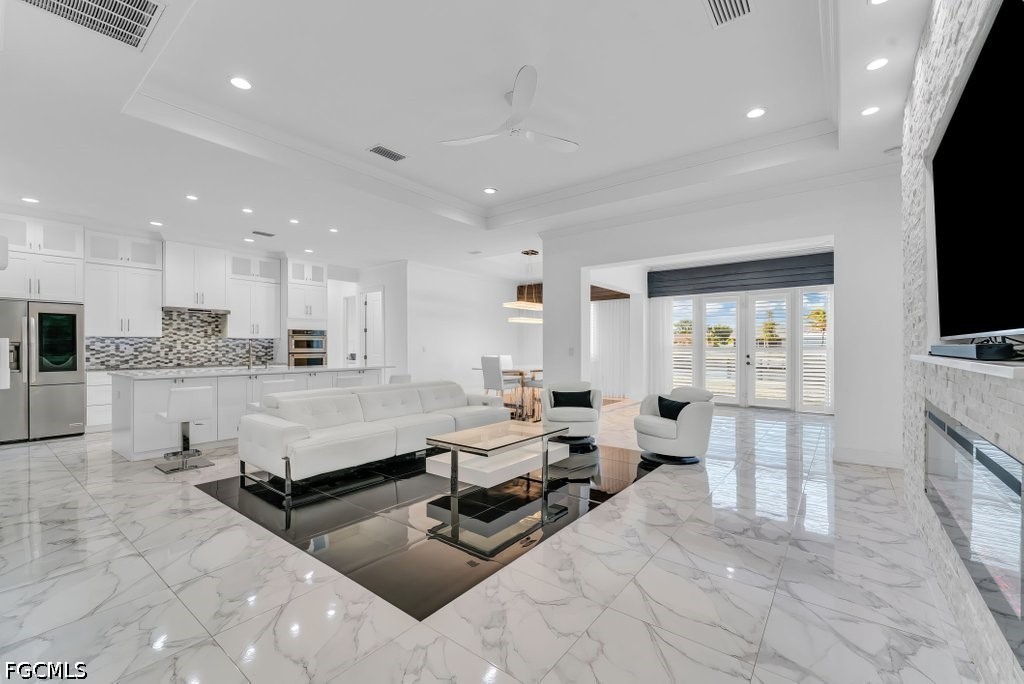 21 SW 21st Street