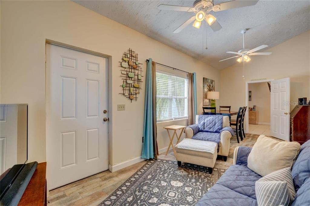 30e80765-5652-4afd-9c3b-1d4a9f0abf53 5241 ALPACA DR,WEEKI WACHEE,34607