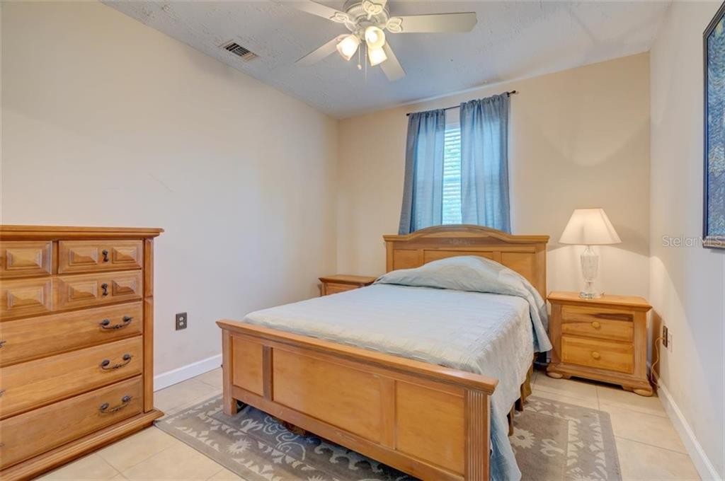 3e96b52c-4b7b-4592-bcee-70c6df375844 5241 ALPACA DR,WEEKI WACHEE,34607
