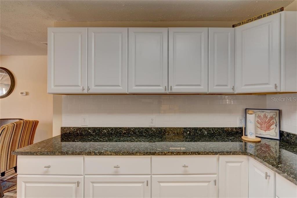 a9cdfc02-0af4-4951-b2e9-b8033482bc05 5241 ALPACA DR,WEEKI WACHEE,34607