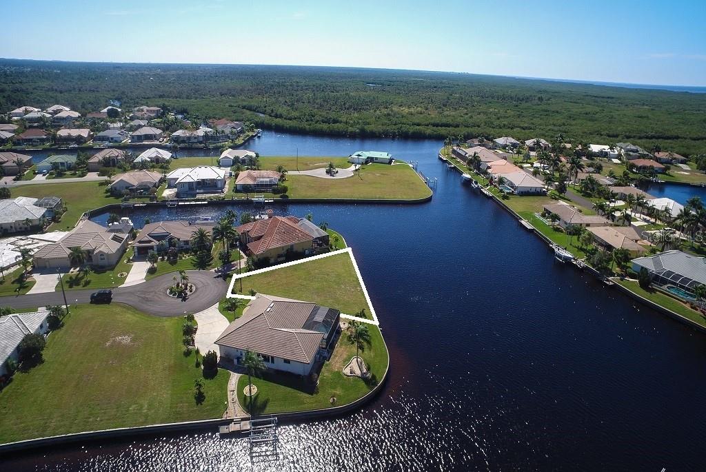 b20b254a-fc97-4791-a808-a00489e9fc7b.jpg 300 SEGOVIA DR ,PUNTA GORDA,33950