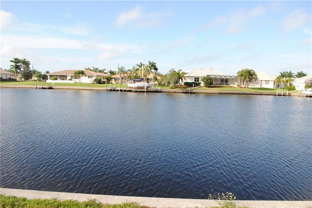 efcbd659-da31-4965-be78-6ab9b057253e 300 SEGOVIA DR ,PUNTA GORDA,33950